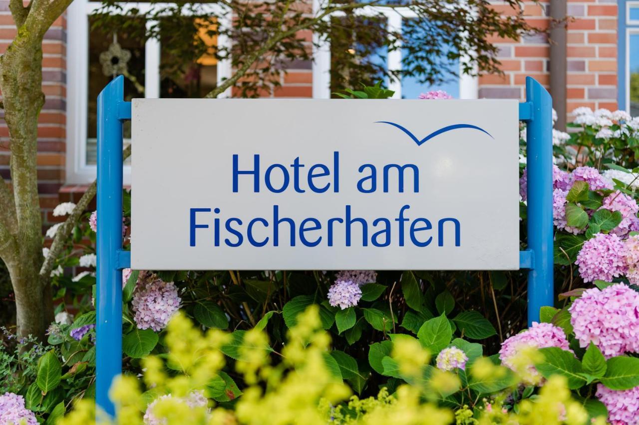 Hotel Am Fischerhafen Ditzum Exterior photo