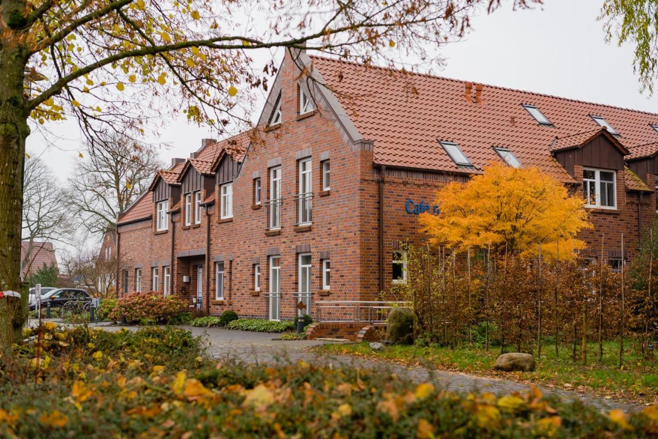 Hotel Am Fischerhafen Ditzum Exterior photo